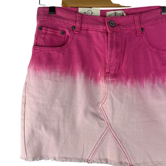 NWT Umgee Pink Ombre Denim Mini Skirt Size Large Gradient Dip Dye Raw Hem Y2 - Picture 11 of 13